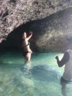 丸美股份涨停